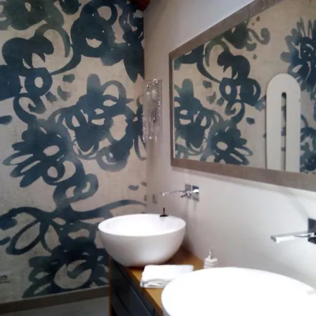 Relais Profumo Di Vino Borgomanero