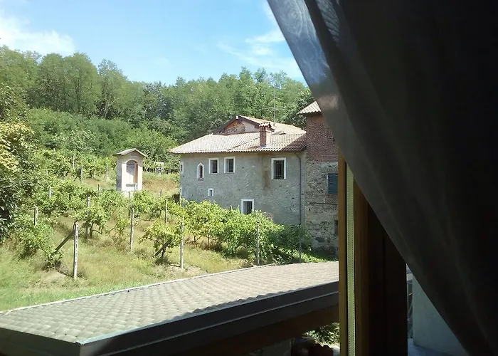 Relais Profumo Di Vino Alojamento de Acomodação e Pequeno-almoço Borgomanero